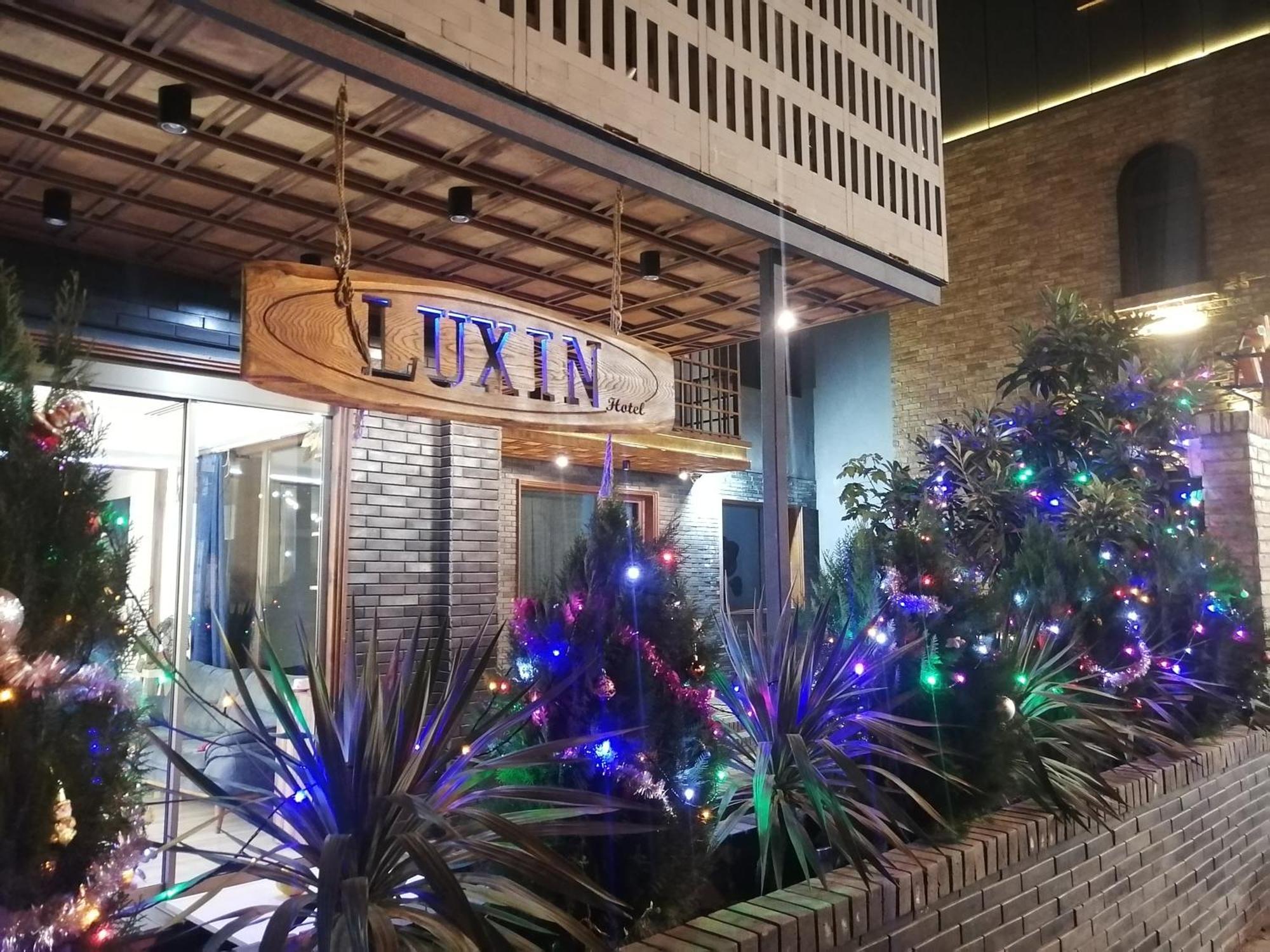 Luxin Hotel Tbilisi Exterior photo
