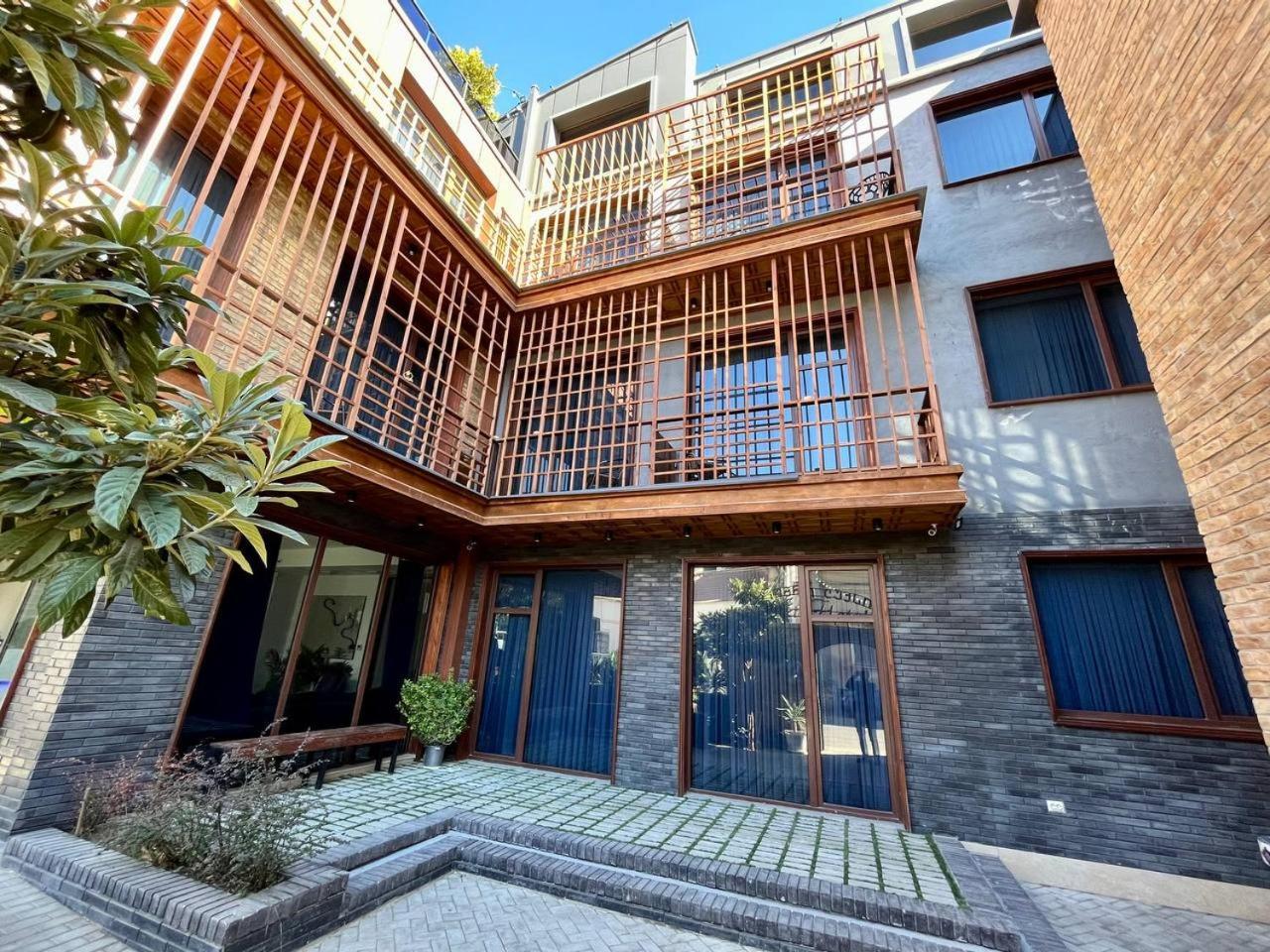 Luxin Hotel Tbilisi Exterior photo