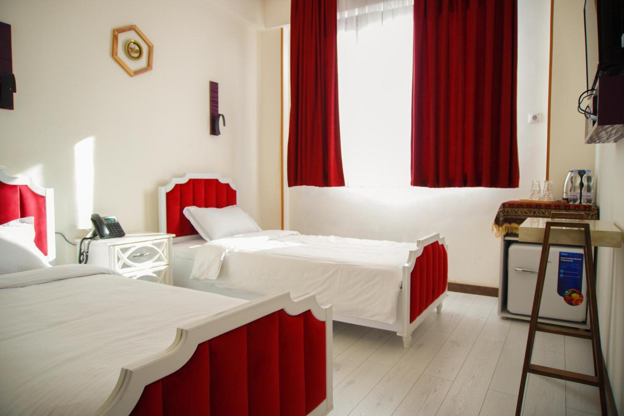 Luxin Hotel Tbilisi Exterior photo